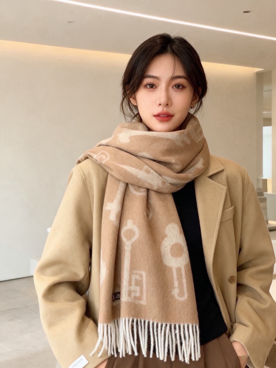 🆕上新爱马仕钥匙男女款这款围巾且买且珍惜😍~都是出口订单所以比较难遇❤️东西讲究少而精😍好看的一定要收😎