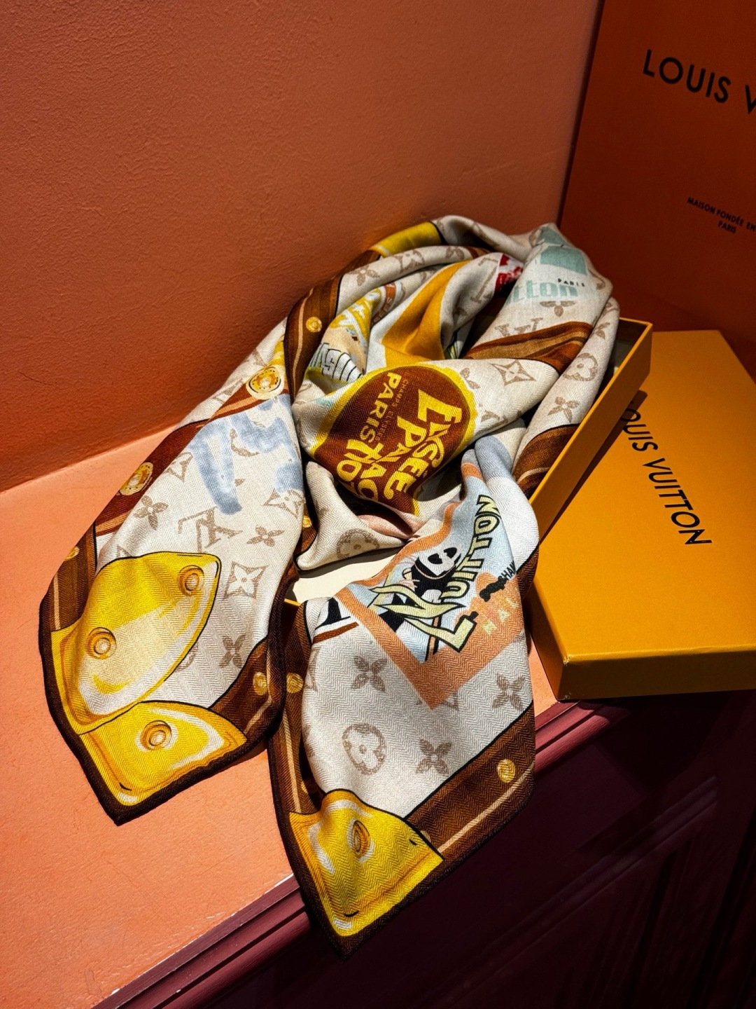 【LV】上新❤️ 路易威登 一款值得品细节的高货抠细节，从一个小块的配色去打败市场货140方巾 二个配色