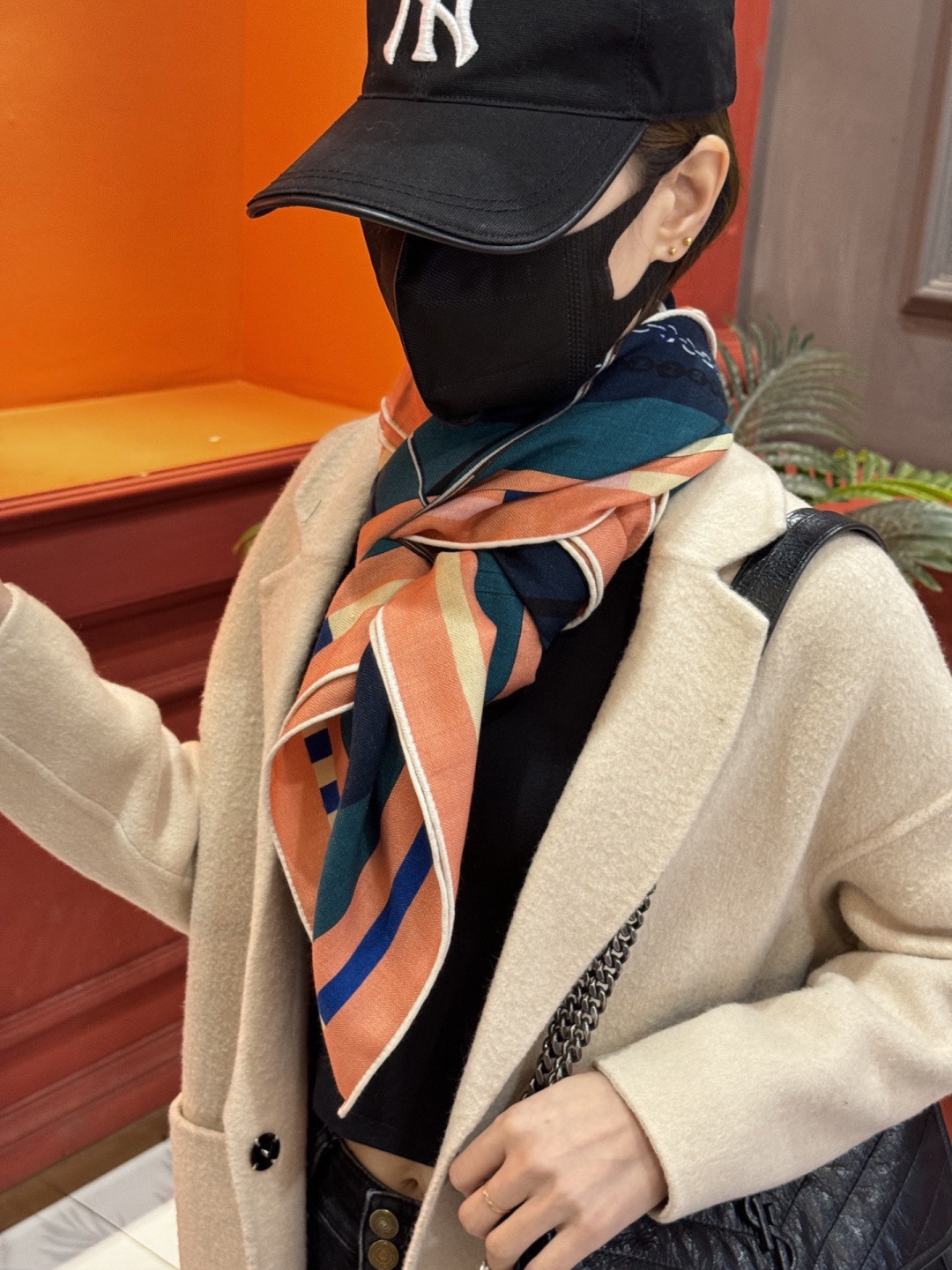 ❄️【双面同色】原单爱马仕140cm丝绒方巾💕 《平衡马车》，没有体验过野村大辅的豪华马车，就不算拥有丰