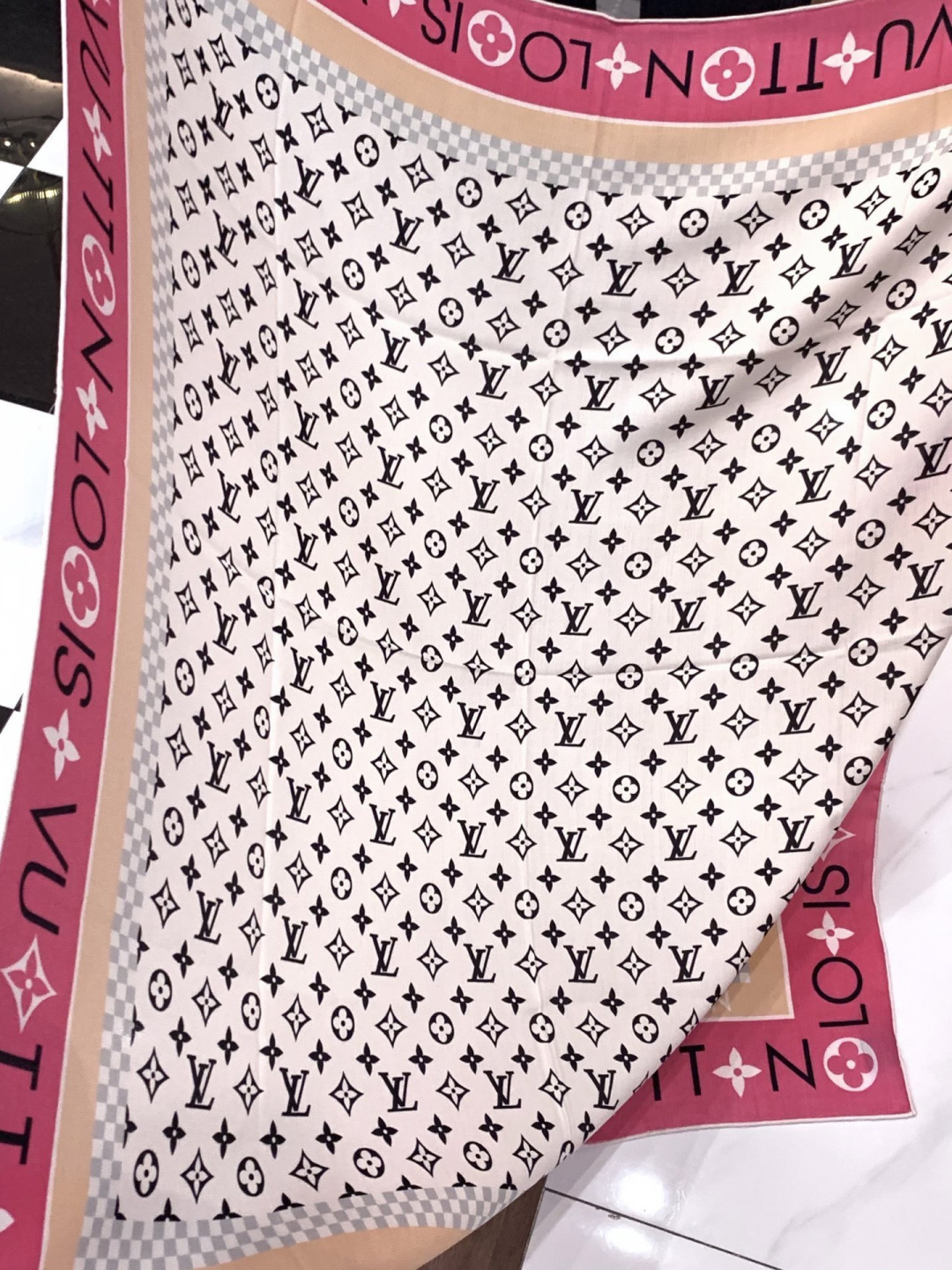 MONOGRAM INFINITY 140丝绒方巾【140顶级丝绒双面同色】Monogram Infin