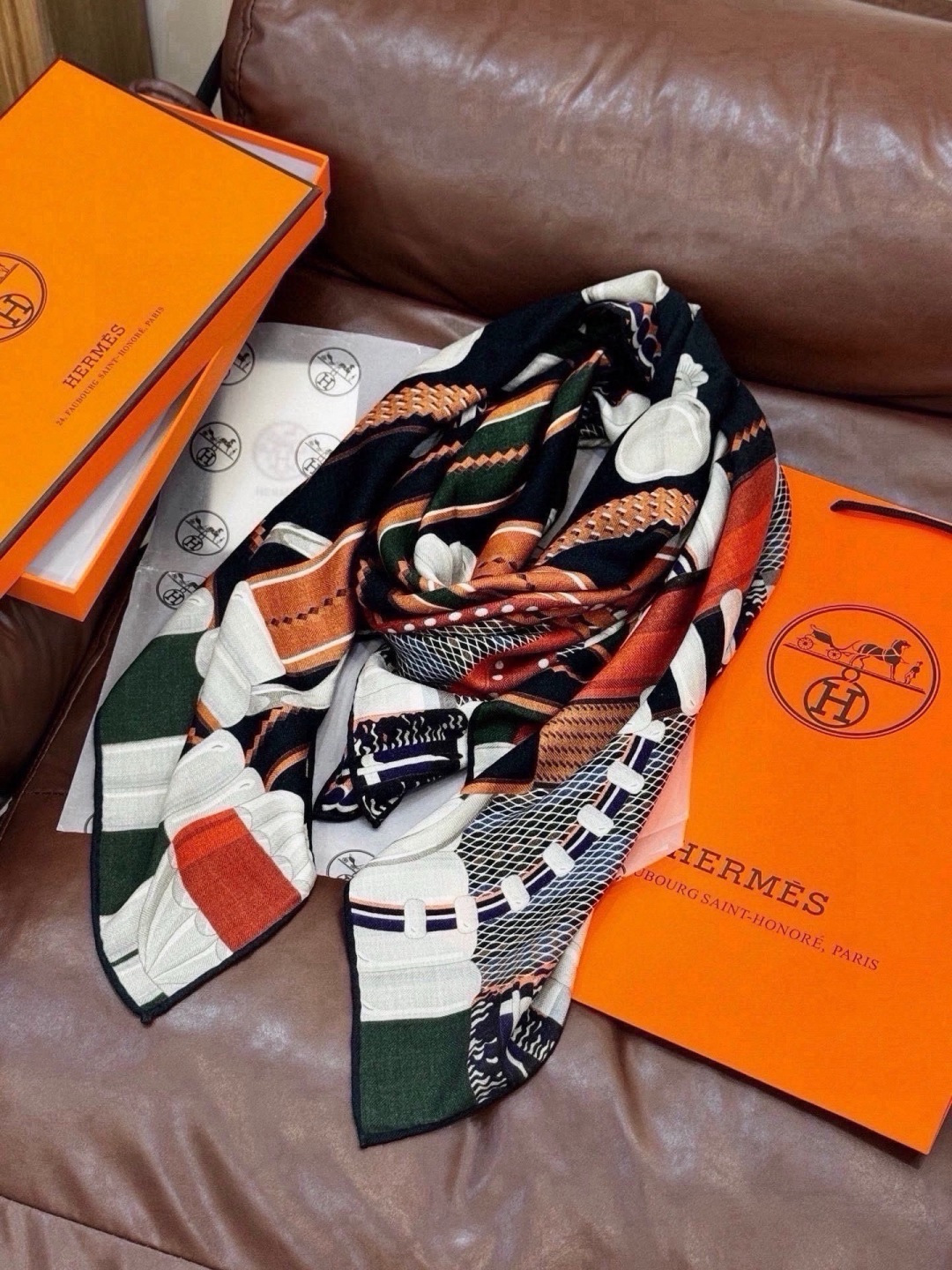 💟上新💞 【双面同色】HERMES 牛逼爆款单款单色 绝对顶级品质】💣超值回馈🎀绝对会尖叫的专柜品质😈💎此款是H限量款，