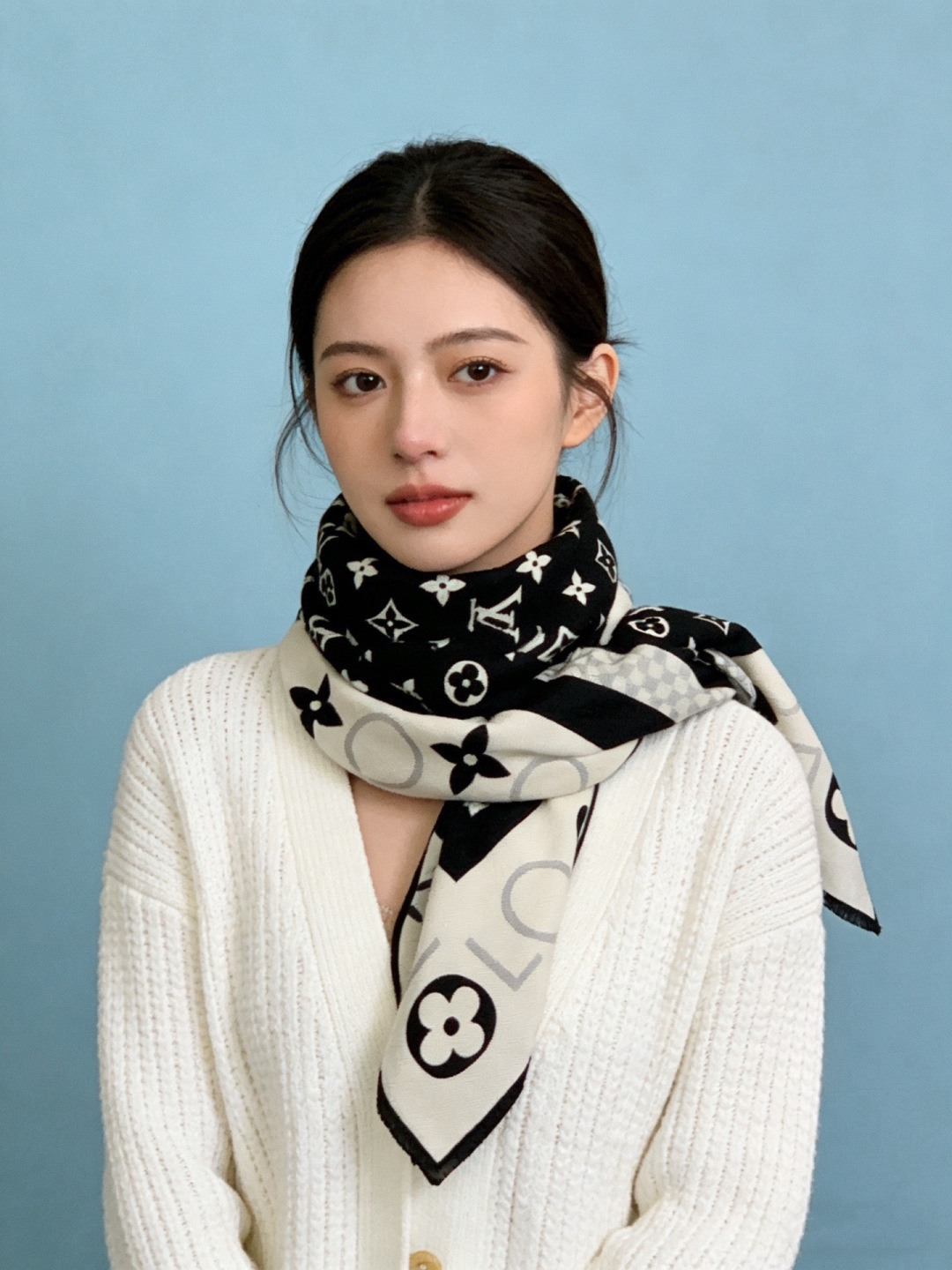 MONOGRAM INFINITY 140丝绒方巾 【140顶级丝绒双面同色】 Monogram Infinity 方巾