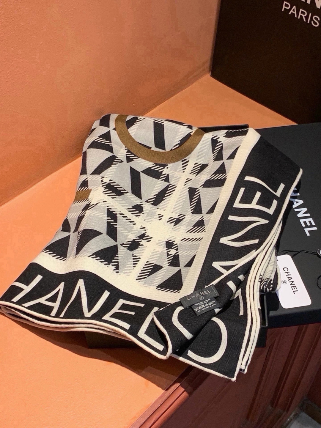 😘新款 💖🌟【康鹏街31号】羊绒方巾‼️抢‼️VIP推荐 ‼️👍下手一定要快【高端 大爱❤️女人尤物 货极少 四季都可以 😘新款 💖🌟【康鹏街31号】羊绒方巾‼️抢‼️VIP推荐 ‼️👍下手一定要快【高端 大爱❤️女人尤物 货极少 四季都可以