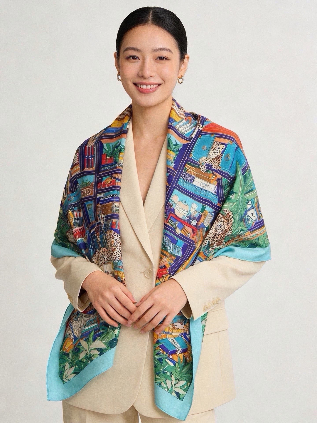 爱马仕新款双面同色 品名:十二花豹 面料:丝羊绒尺寸:140*140十二只花豹享受惬意休憩的时光。它们慵懒躺卧,在叶丛间 爱马仕新款双面同色 品名:十二花豹 面料:丝羊绒尺寸:140*140十二只花豹享受惬意休憩的时光。它们慵懒躺卧,在叶丛间