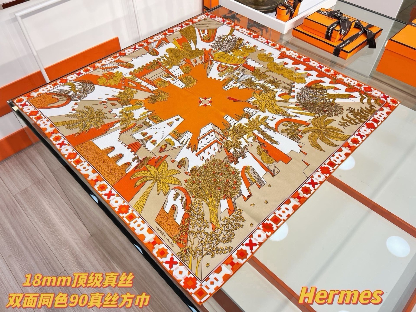 “四方之风宫殿”90双面方巾 手工卷边真丝混纺披肩（100%桑蚕丝）。 这款迷人的90丝巾令您散发内在优雅和从容自信。此