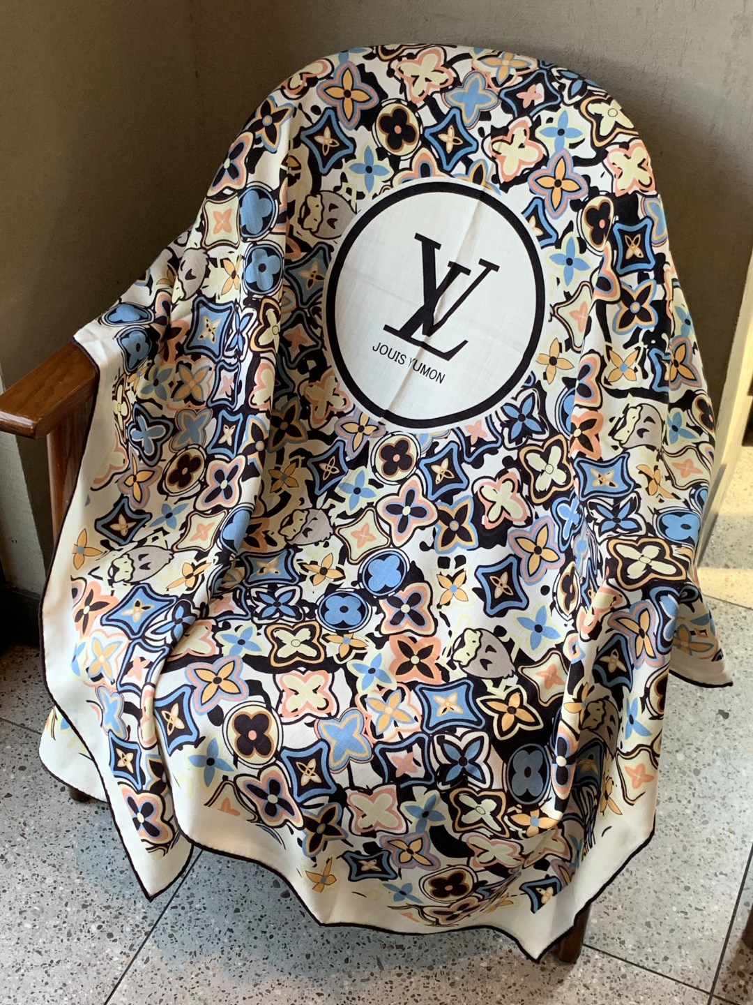 JARDIN DES PLANTES 140双面丝绒～ 【LV秋冬新品】 Jardin Des Plantes 丝绒披肩