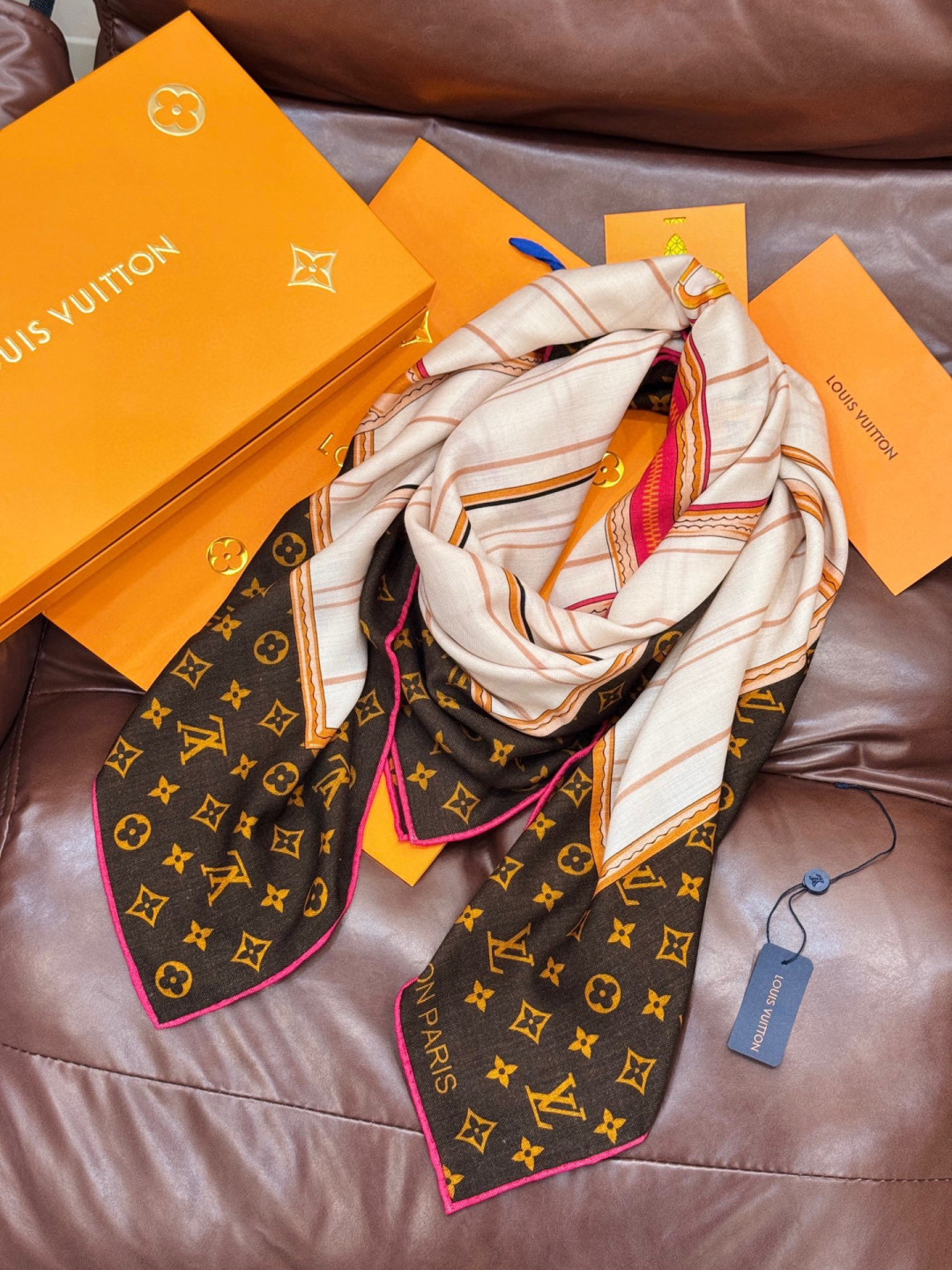 MY NEVERFULL 140丝绒方巾 【140顶级丝绒双面同色】 My Neverfull 丝绒方巾回溯 Never