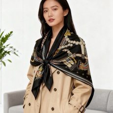 “编织鞍带”140方巾~Hermes 手工卷边丝绒方巾(30%桑蚕丝70%羊绒) 这款爱马仕的经典单品展现强大而迷人的 “编织鞍带”140方巾~Hermes 手工卷边丝绒方巾(30%桑蚕丝70%羊绒) 这款爱马仕的经典单品展现强大而迷人的