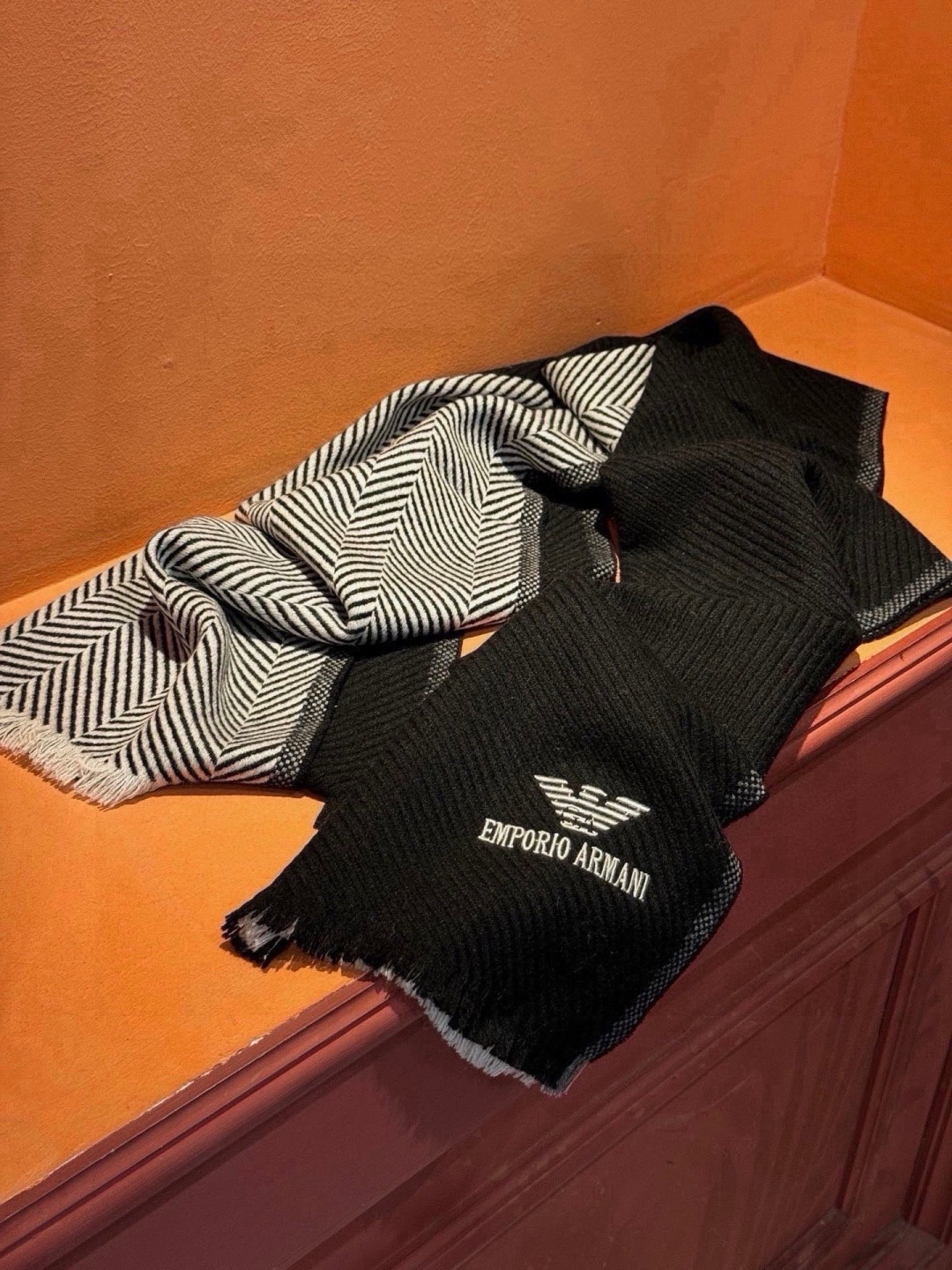 EMPORIO ARMANI。EA阿玛尼。秋冬新品，男士羊绒围巾。，无敌贴身质感，弹力极好，超级搭配王，EA每年必出的经