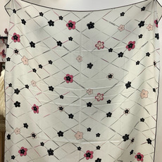 🆕 📦新款💖💖🏻🏻【山茶花印花140】140丝绒双面同色印花方巾‼️抢‼️VI🆕 P推荐 ‼️下手一定要快【高端 大爱 🆕 📦新款💖💖🏻🏻【山茶花印花140】140丝绒双面同色印花方巾‼️抢‼️VI🆕 P推荐 ‼️下手一定要快【高端 大爱
