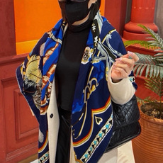 🆕 【双面同色】原单爱马仕140cm丝绒方巾💕 甜蜜的鞍具,装饰家芳登和佩西耶设计的一款餐盘增添骑士般的浪漫气息,该餐 🆕 【双面同色】原单爱马仕140cm丝绒方巾💕 甜蜜的鞍具,装饰家芳登和佩西耶设计的一款餐盘增添骑士般的浪漫气息,该餐