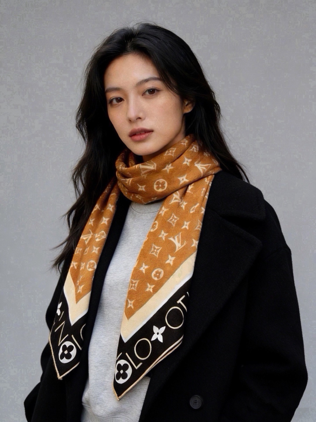 🆕 MONOGRAM INFINITY 140丝绒方巾 【140顶级丝绒双面同色】 Monogram Infinit 🆕 MONOGRAM INFINITY 140丝绒方巾 【140顶级丝绒双面同色】 Monogram Infinit