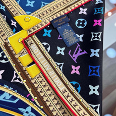 🆕 LV X TM MONOGRAM MULTICOLOR COLLECTOR SQUARE 90方巾 路易威登携手 🆕 LV X TM MONOGRAM MULTICOLOR COLLECTOR SQUARE 90方巾 路易威登携手