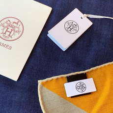 🆕 上新❤️ 【▪️摩登重磅圈C位!官网已断货,各种加价都巨难买!!!Hermes 秋冬首款140羊绒真丝围巾!! 🆕 上新❤️ 【▪️摩登重磅圈C位!官网已断货,各种加价都巨难买!!!Hermes 秋冬首款140羊绒真丝围巾!!