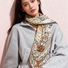 🆕 LV x TM 140披肩 【140顶级丝绒双面同色披肩】 本款L Multicolor披肩出自路易威登与知名日本 🆕 LV x TM 140披肩 【140顶级丝绒双面同色披肩】 本款L Multicolor披肩出自路易威登与知名日本