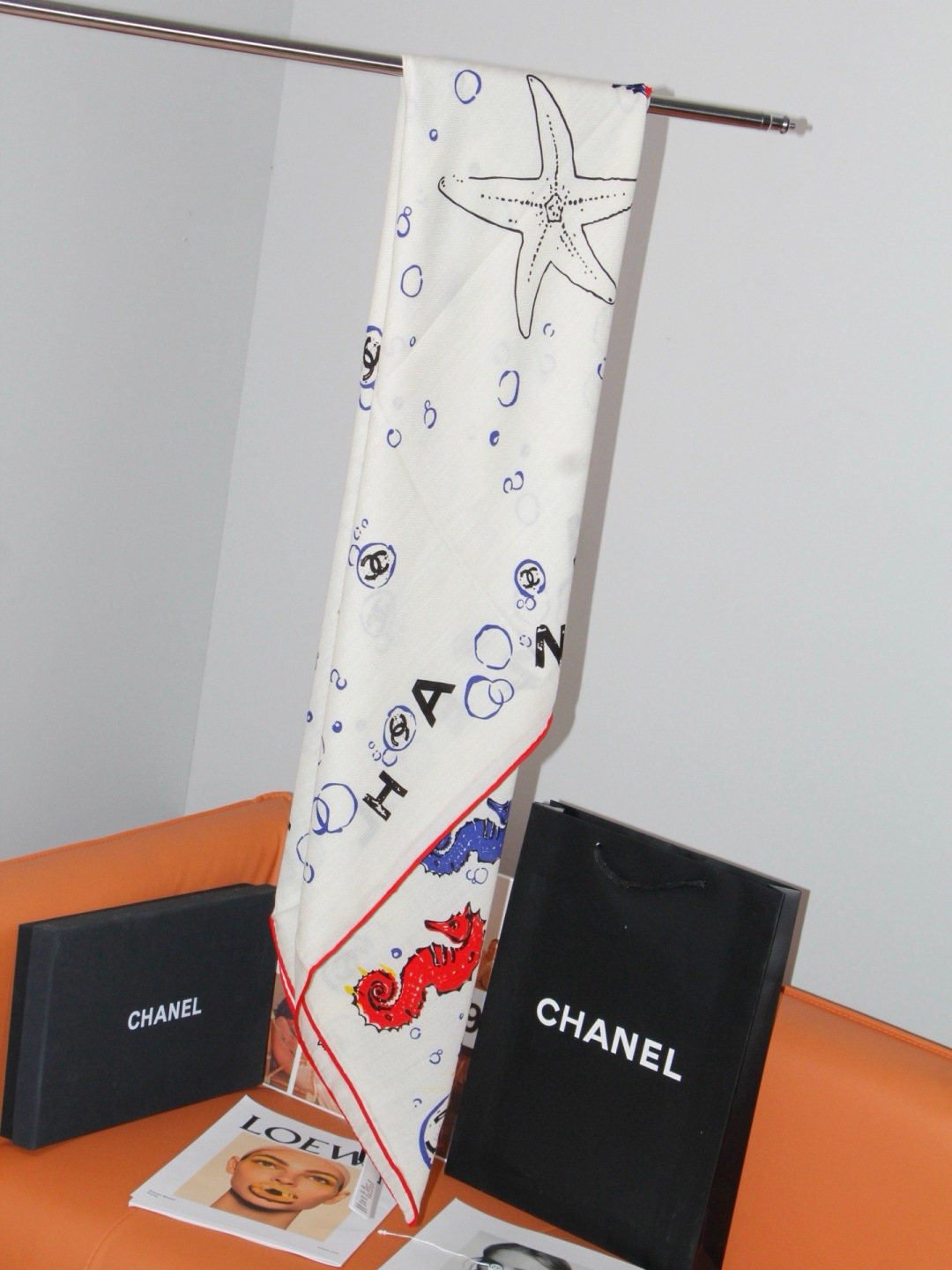 Chanel 🌊✨🐚💙Coco Beach 140双面丝绒披肩 26秋冬新品～ 被它的印花治愈，Coco Beach系列