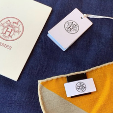 上新❤️ 【▪️摩登重磅圈C位!官网已断货,各种加价都巨难买!!!Hermes 秋冬首款140羊绒真丝围巾!!】不是丝 上新❤️ 【▪️摩登重磅圈C位!官网已断货,各种加价都巨难买!!!Hermes 秋冬首款140羊绒真丝围巾!!】不是丝