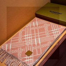 双面围巾 🆕Burberry · 巴宝莉格子围巾❗️好看的要疯掉了,太有型太有魅力了❗️❗️非常斯文时尚的秋冬单品!真的 双面围巾 🆕Burberry · 巴宝莉格子围巾❗️好看的要疯掉了,太有型太有魅力了❗️❗️非常斯文时尚的秋冬单品!真的