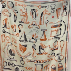爱马仕(Hermes)【💗】 | “马具故事的诗意回顾”140披肩 【上新❤️】 永远秉承高品质 手工卷边羊绒和真丝混 爱马仕(Hermes)【💗】 | “马具故事的诗意回顾”140披肩 【上新❤️】 永远秉承高品质 手工卷边羊绒和真丝混