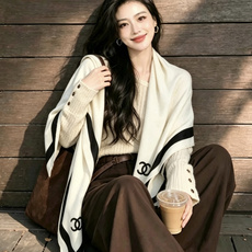 2026秋冬新品 Chanel 140披肩 30%真丝70%羊绒 马修.布拉齐将自己的首个系列作品构思为一场与嘉柏丽尔 2026秋冬新品 Chanel 140披肩 30%真丝70%羊绒 马修.布拉齐将自己的首个系列作品构思为一场与嘉柏丽尔