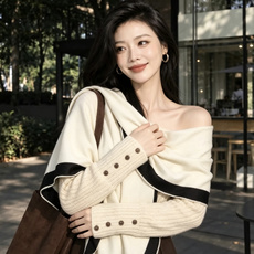 2026秋冬新品 Chanel 140披肩 30%真丝70%羊绒 马修.布拉齐将自己的首个系列作品构思为一场与嘉柏丽尔 2026秋冬新品 Chanel 140披肩 30%真丝70%羊绒 马修.布拉齐将自己的首个系列作品构思为一场与嘉柏丽尔