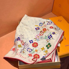 MONOGRAM INFINITY 140丝绒方巾 【140顶级丝绒双面同色】 Monogram Infinity 方巾 MONOGRAM INFINITY 140丝绒方巾 【140顶级丝绒双面同色】 Monogram Infinity 方巾