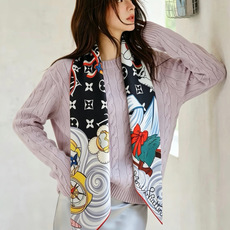 VIVIENNE WINTER HOLIDAY 90双面方巾 Vivienne Winter Holiday 方巾取材丰 VIVIENNE WINTER HOLIDAY 90双面方巾 Vivienne Winter Holiday 方巾取材丰