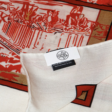 “林荫大道”140双面丝绒方巾-Hermes 手工卷边真丝方巾(30%桑蚕丝70%羊绒) 轻盈、大胆和无穷无尽的俏皮感 “林荫大道”140双面丝绒方巾-Hermes 手工卷边真丝方巾(30%桑蚕丝70%羊绒) 轻盈、大胆和无穷无尽的俏皮感