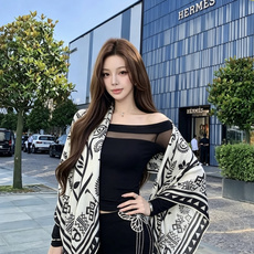 2026秋冬新品 Chanel 140披肩 30%真丝70%羊绒 马修.布拉齐将自己的首个系列作品构思为一场与嘉柏丽尔 2026秋冬新品 Chanel 140披肩 30%真丝70%羊绒 马修.布拉齐将自己的首个系列作品构思为一场与嘉柏丽尔