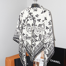 2026秋冬新品 Chanel 140披肩 30%真丝70%羊绒 马修.布拉齐将自己的首个系列作品构思为一场与嘉柏丽尔 2026秋冬新品 Chanel 140披肩 30%真丝70%羊绒 马修.布拉齐将自己的首个系列作品构思为一场与嘉柏丽尔