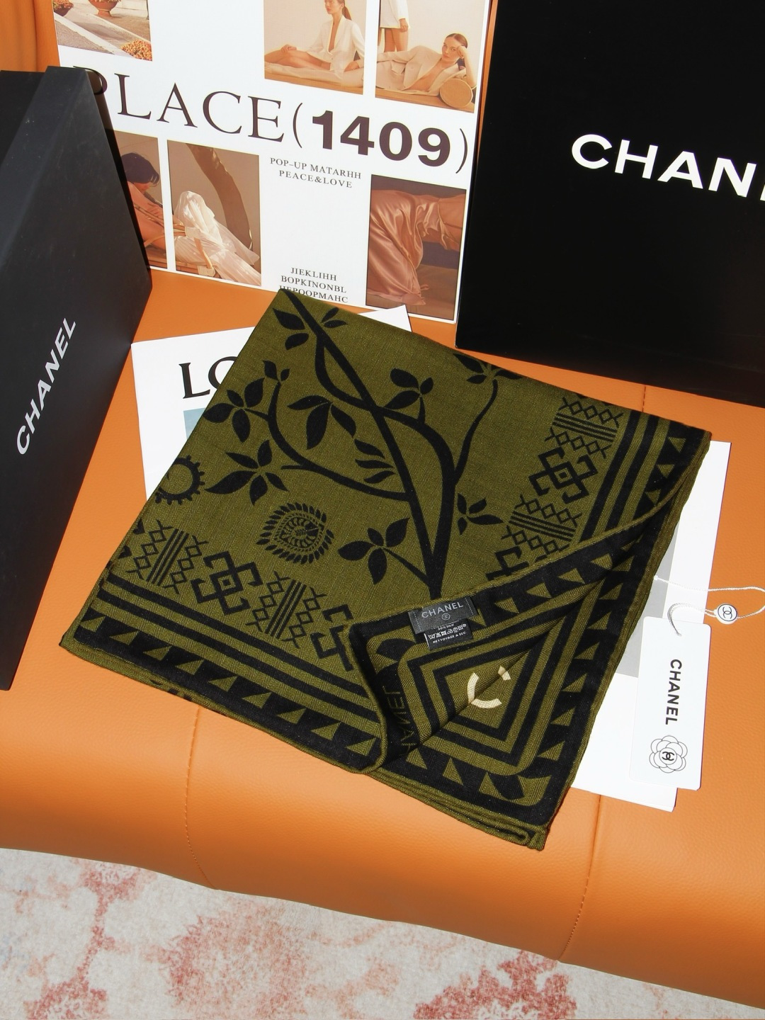 2026秋冬新品 Chanel 140披肩 30%真丝70%羊绒 马修.布拉齐将自己的首个系列作品构思为一场与嘉柏丽尔 2026秋冬新品 Chanel 140披肩 30%真丝70%羊绒 马修.布拉齐将自己的首个系列作品构思为一场与嘉柏丽尔