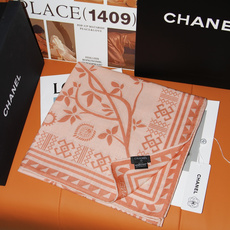 2026秋冬新品 Chanel 140披肩 30%真丝70%羊绒 马修.布拉齐将自己的首个系列作品构思为一场与嘉柏丽尔 2026秋冬新品 Chanel 140披肩 30%真丝70%羊绒 马修.布拉齐将自己的首个系列作品构思为一场与嘉柏丽尔