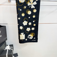 Chanel ~新品~ 【140顶级丝绒双面同色】 包包、香水瓶、山茶花与双C的完美结合 适合各种场合搭配使用 黑白两色 Chanel ~新品~ 【140顶级丝绒双面同色】 包包、香水瓶、山茶花与双C的完美结合 适合各种场合搭配使用 黑白两色