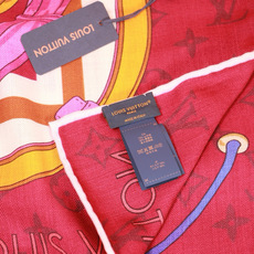 LV x TM 140披肩 【140顶级丝绒双面同色披肩】 本款L Multicolor披肩出自路易威登与知名日本艺术家 LV x TM 140披肩 【140顶级丝绒双面同色披肩】 本款L Multicolor披肩出自路易威登与知名日本艺术家