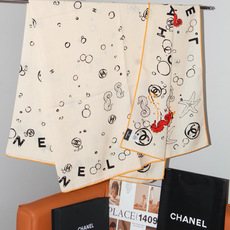 Chanel 🌊✨🐚💙Coco Beach 140双面丝绒披肩 26秋冬新品~ 被它的印花治愈,Coco Beach系列 Chanel 🌊✨🐚💙Coco Beach 140双面丝绒披肩 26秋冬新品~ 被它的印花治愈,Coco Beach系列