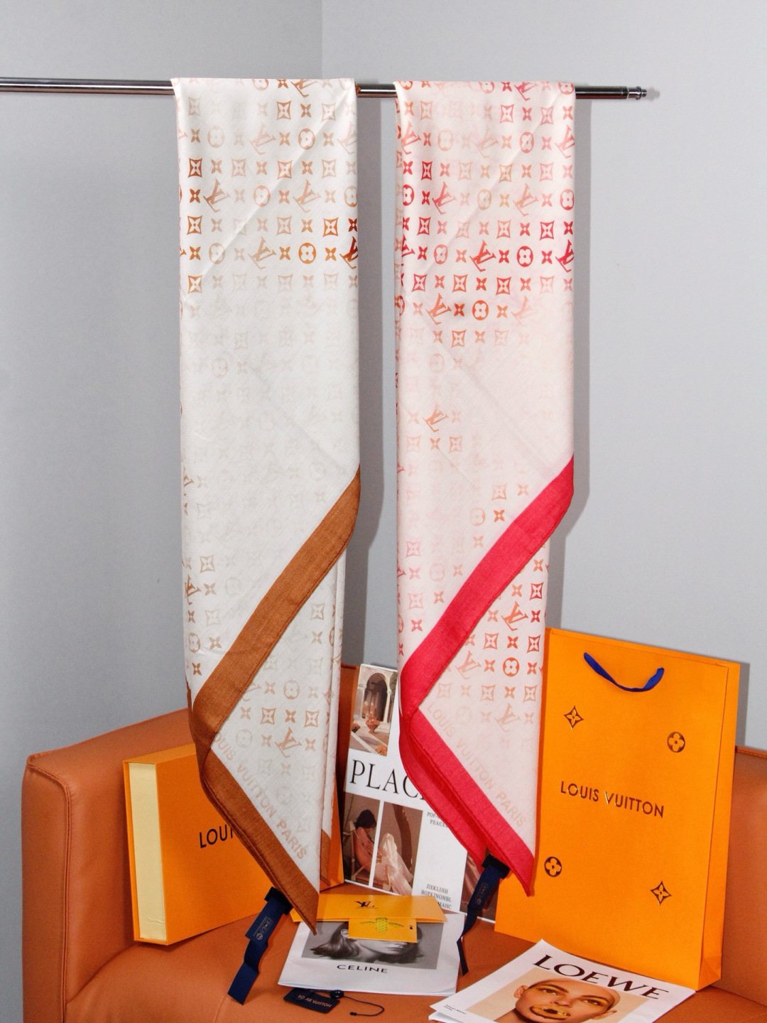 LV x TM 140披肩 【140顶级丝绒双面同色披肩】 本款L Multicolor披肩出自路易威登与知名日本艺术家