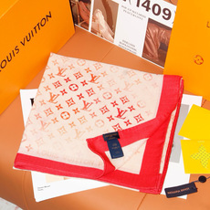 LV x TM 140披肩 【140顶级丝绒双面同色披肩】 本款L Multicolor披肩出自路易威登与知名日本艺术家 LV x TM 140披肩 【140顶级丝绒双面同色披肩】 本款L Multicolor披肩出自路易威登与知名日本艺术家
