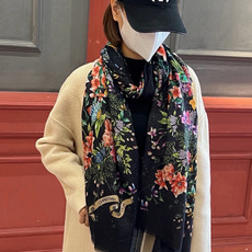 会发光发亮的围巾💃🏻💃🏻D家【D花香明媚】‼️抢‼️VIP推荐 ‼️👍下手一定要快【高端 大爱 ‼️纯羊绒 婴儿触感舒服 会发光发亮的围巾💃🏻💃🏻D家【D花香明媚】‼️抢‼️VIP推荐 ‼️👍下手一定要快【高端 大爱 ‼️纯羊绒 婴儿触感舒服