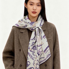 爱马仕(Hermes)【💗】 | “马具故事的诗意回顾”140披肩 【上新❤️】 永远秉承高品质 手工卷边羊绒和真丝混 爱马仕(Hermes)【💗】 | “马具故事的诗意回顾”140披肩 【上新❤️】 永远秉承高品质 手工卷边羊绒和真丝混
