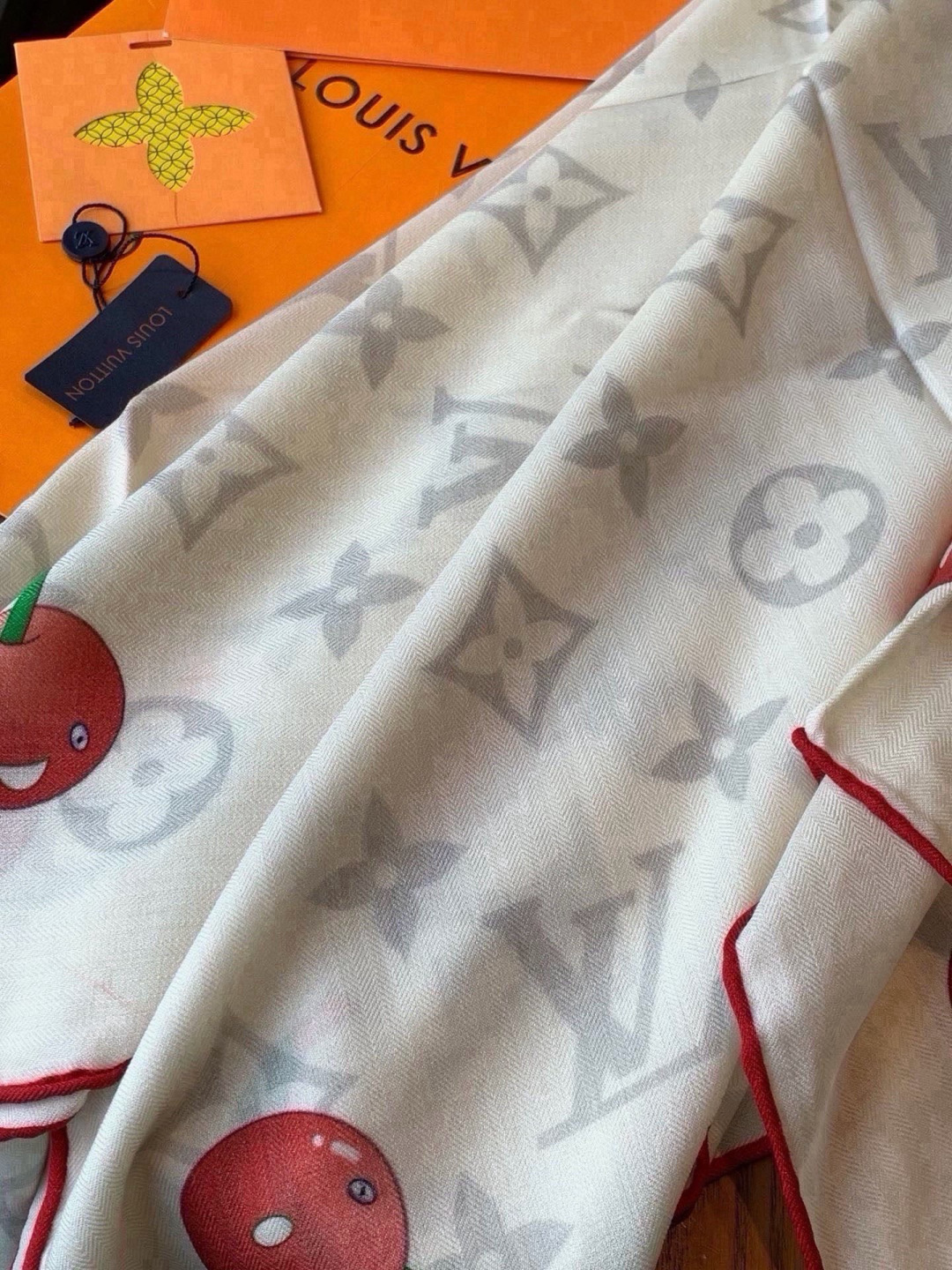 LV X TM MONOGRAM CERISE 140丝绒方巾 【140双面丝绒同色】 LV × TM Monogram