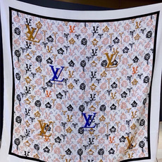 LV x TM 140披肩 【140顶级丝绒双面同色披肩】 本款L Multicolor披肩出自路易威登与知名日本艺术家 LV x TM 140披肩 【140顶级丝绒双面同色披肩】 本款L Multicolor披肩出自路易威登与知名日本艺术家