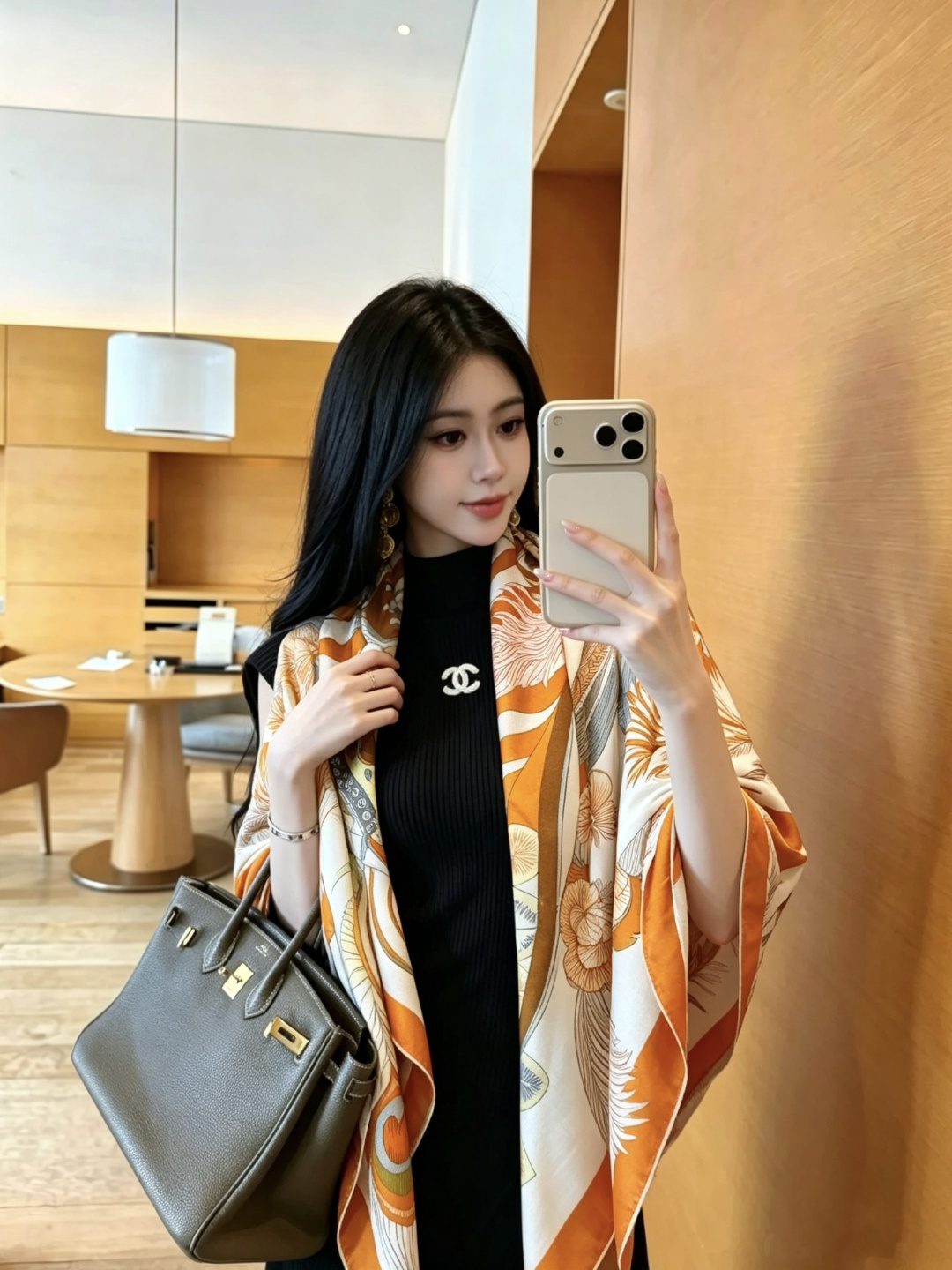 新款现货💖💖140丝绒方巾双面同色（专柜同步Hermes爱马仕）‼️抢‼️VIP推荐 ‼️下手一定要快【高端 大爱 ‼️