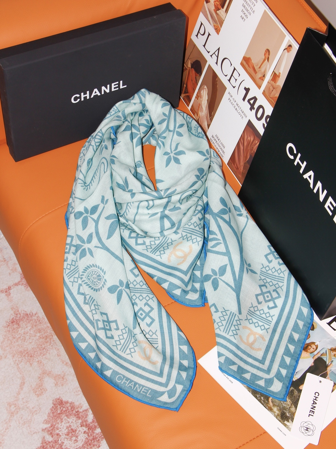 2026秋冬新品 Chanel  140披肩 30%真丝70%羊绒 马修.布拉齐将自己的首个系列作品构思为一场与嘉柏丽尔