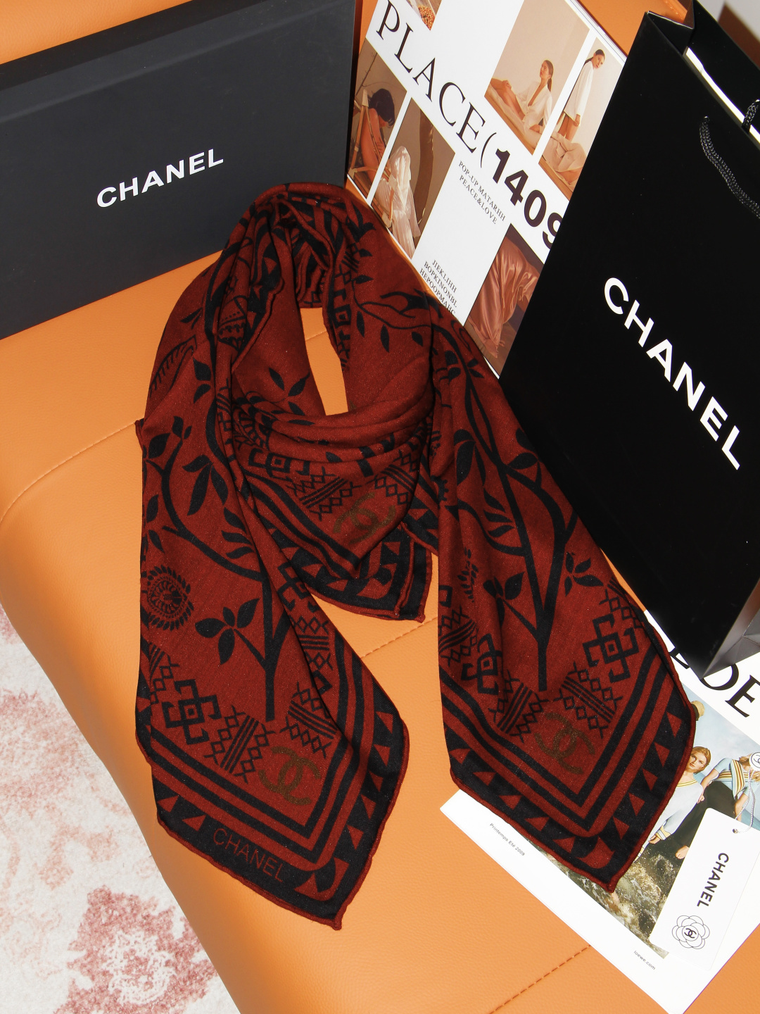 2026秋冬新品 Chanel 140披肩 30%真丝70%羊绒 马修.布拉齐将自己的首个系列作品构思为一场与嘉柏丽尔 2026秋冬新品 Chanel 140披肩 30%真丝70%羊绒 马修.布拉齐将自己的首个系列作品构思为一场与嘉柏丽尔
