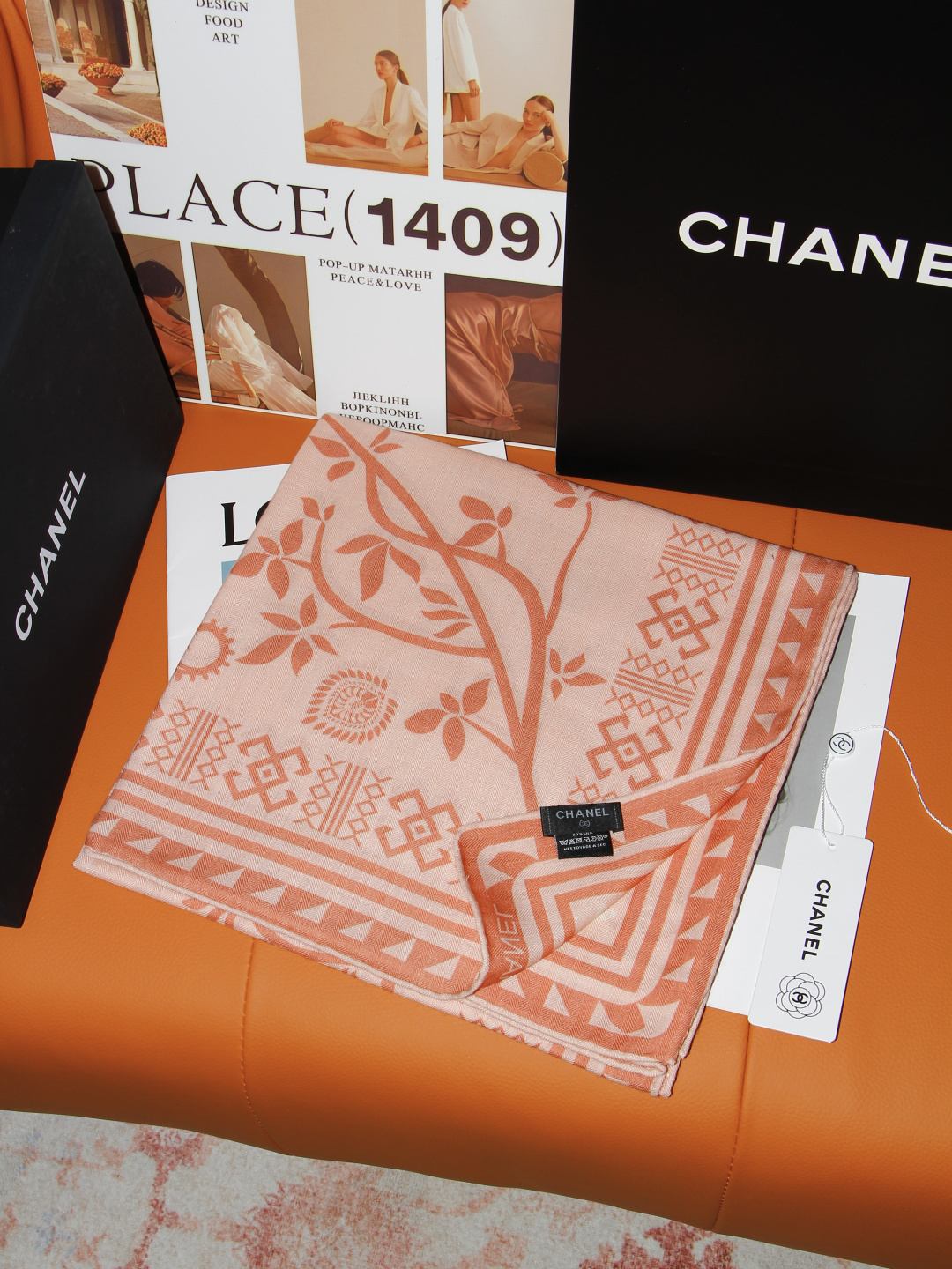 2026秋冬新品 Chanel  140披肩 30%真丝70%羊绒 马修.布拉齐将自己的首个系列作品构思为一场与嘉柏丽尔