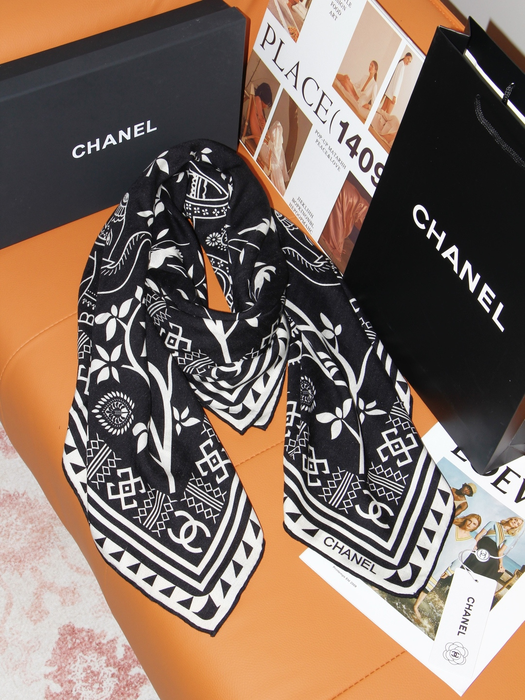 2026秋冬新品 Chanel  140披肩 30%真丝70%羊绒 马修.布拉齐将自己的首个系列作品构思为一场与嘉柏丽尔