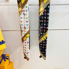 LV X TM MONOGRAM MULTICOLOR COLLECTOR SQUARE 90方巾 路易威登携手日本艺术 LV X TM MONOGRAM MULTICOLOR COLLECTOR SQUARE 90方巾 路易威登携手日本艺术