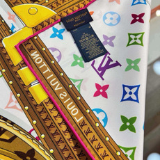LV X TM MONOGRAM MULTICOLOR COLLECTOR SQUARE 90方巾 路易威登携手日本艺术 LV X TM MONOGRAM MULTICOLOR COLLECTOR SQUARE 90方巾 路易威登携手日本艺术