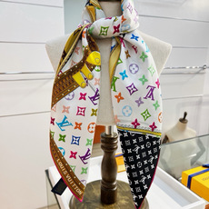 LV X TM MONOGRAM MULTICOLOR COLLECTOR SQUARE 90方巾 路易威登携手日本艺术 LV X TM MONOGRAM MULTICOLOR COLLECTOR SQUARE 90方巾 路易威登携手日本艺术