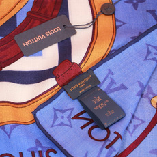 LV x TM 140披肩 【140顶级丝绒双面同色披肩】 本款L Multicolor披肩出自路易威登与知名日本艺术家 LV x TM 140披肩 【140顶级丝绒双面同色披肩】 本款L Multicolor披肩出自路易威登与知名日本艺术家